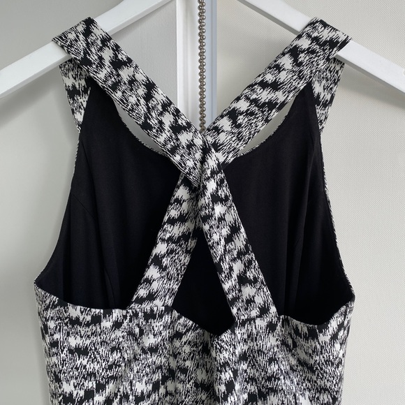 Jessica Simpson Black and White Cocktail Dress Size 4 - Picture 5 of 14